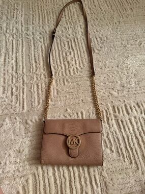 Michael Kors Blush Pink Crossbody Wallet MK Logo Gold Chain Strap Leather Clutch